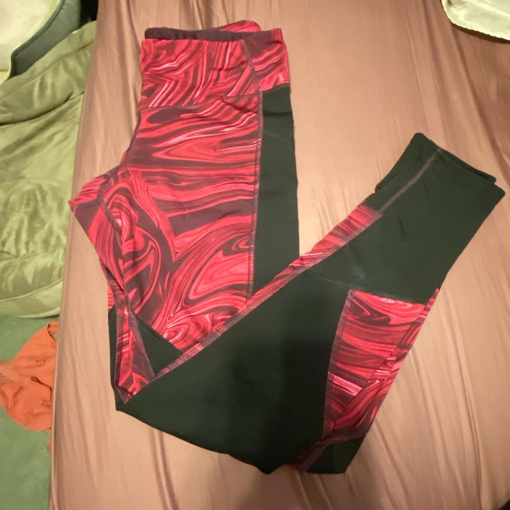 SOLD Reversible leggings
